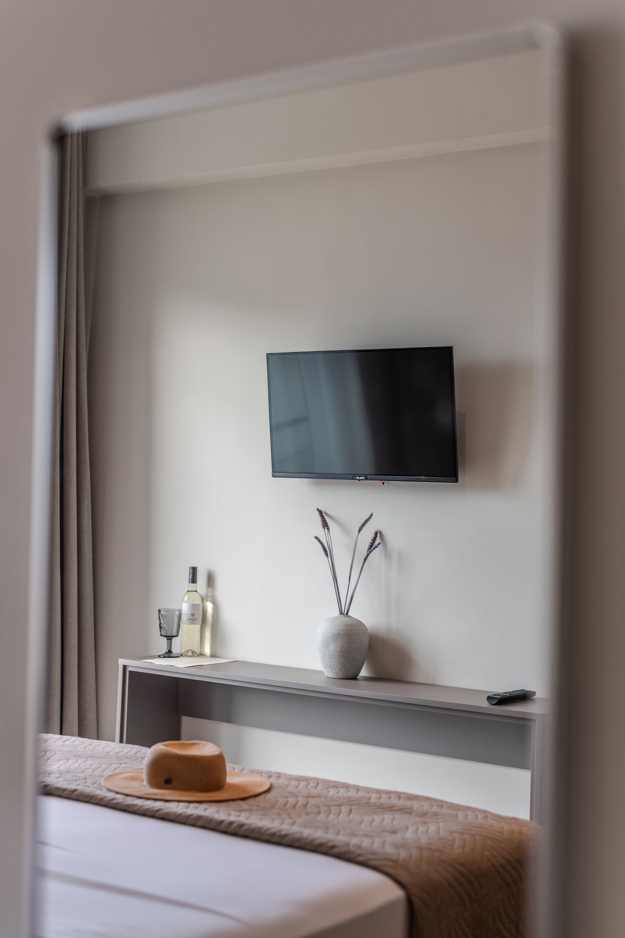 Deluxe Suite with sea view - Noma Suites Tolo