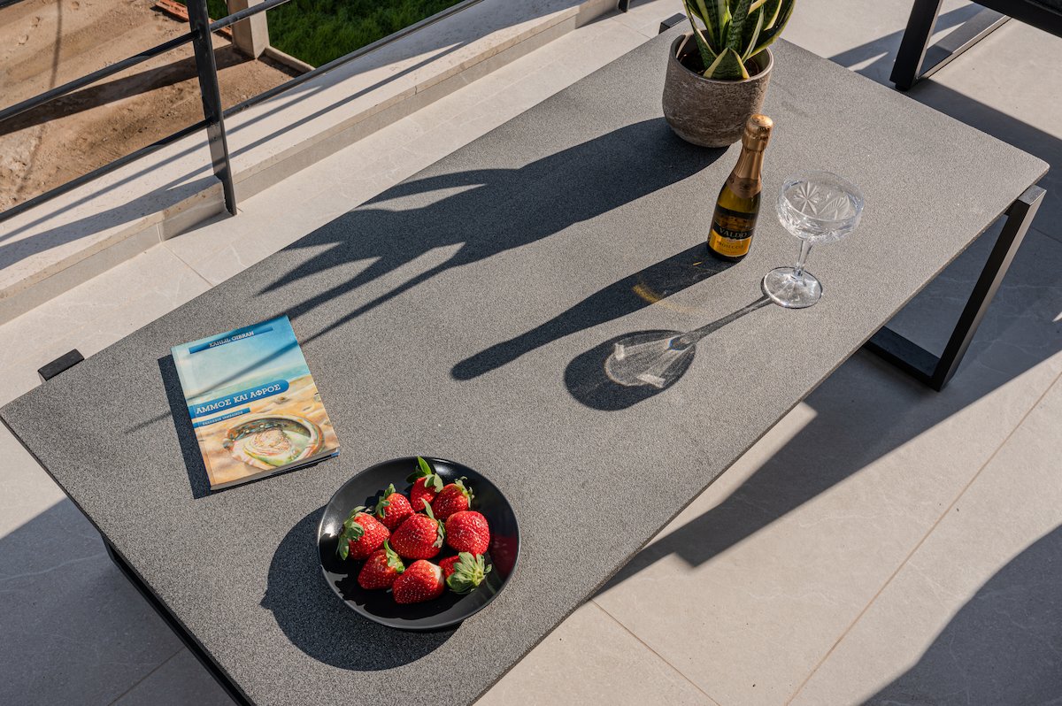 Rooftop 32 - Noma Suites Tolo