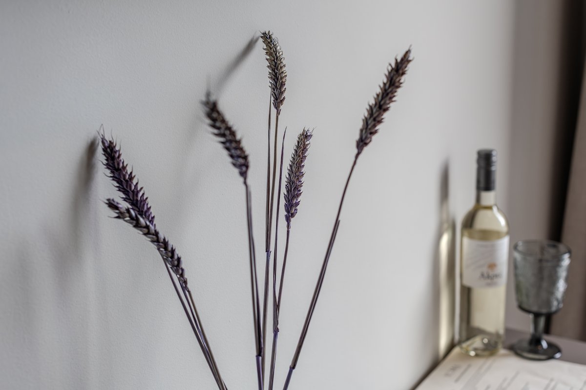 Room 2 - Noma Suites Tolo