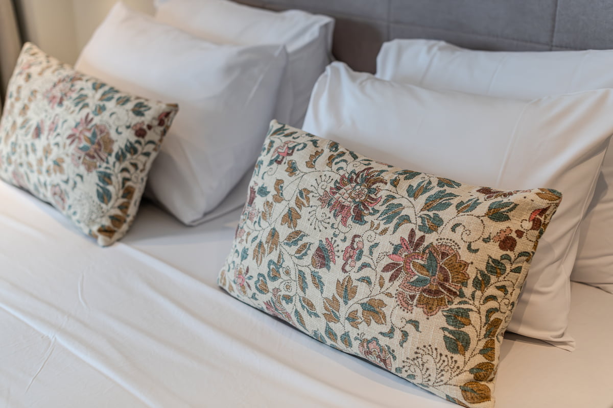 Room 6 - Noma Suites Tolo